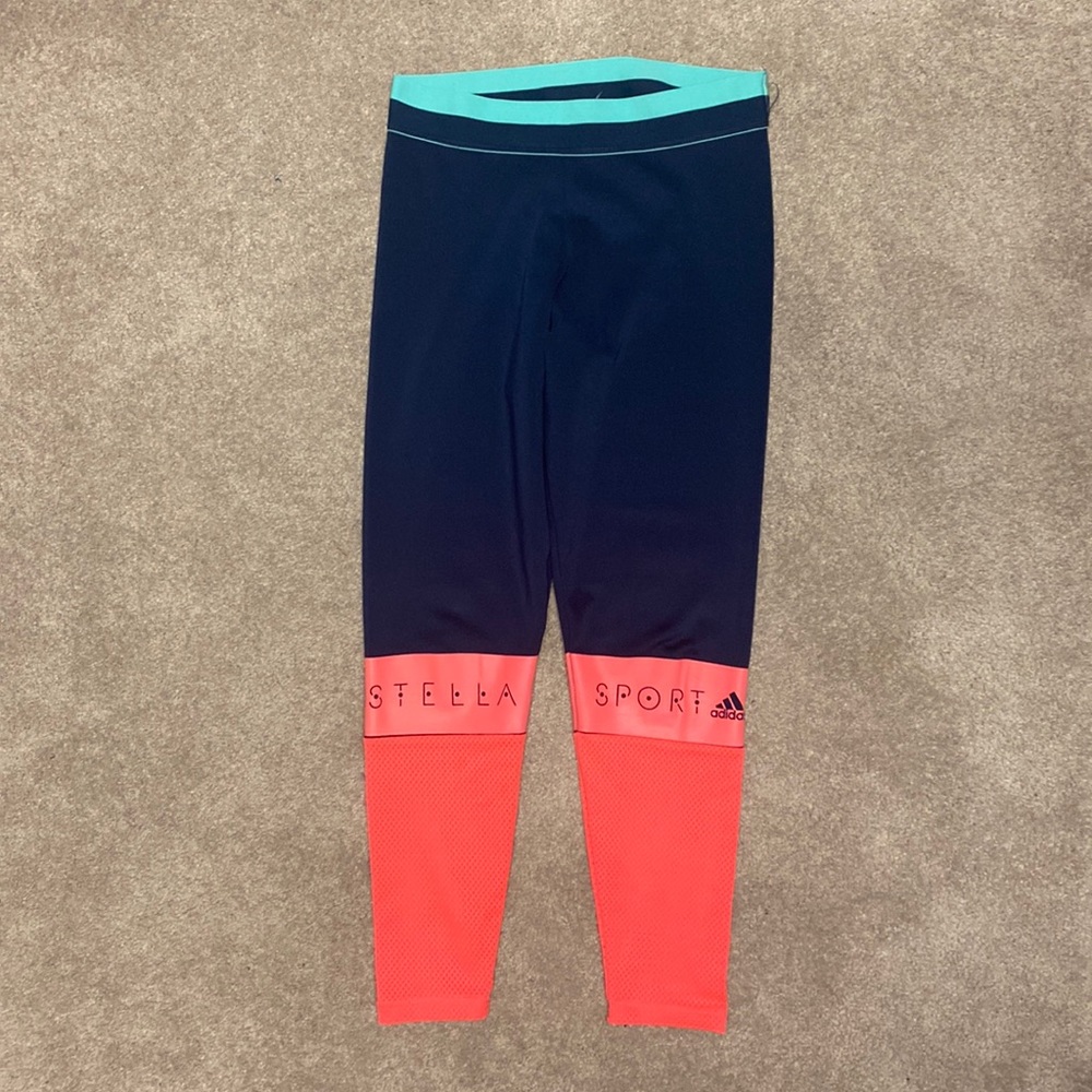 Adidas Leggings. Size small.